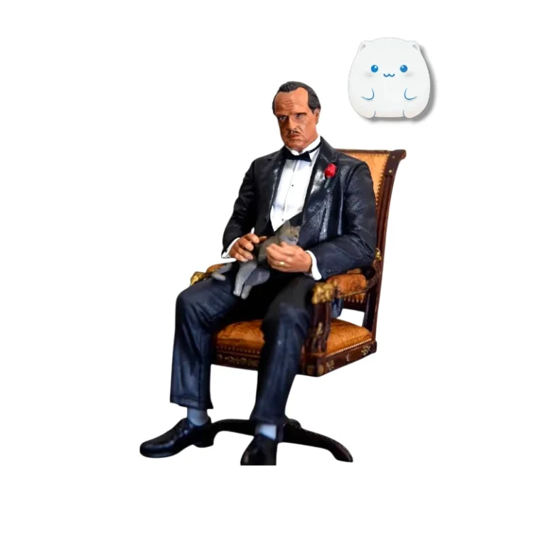 ​فیگور پدرخوانده روی صندلی